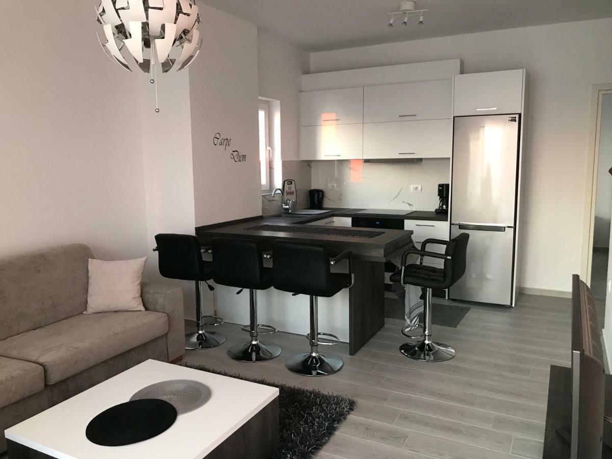 Sunset Apartment ساراندا المظهر الخارجي الصورة