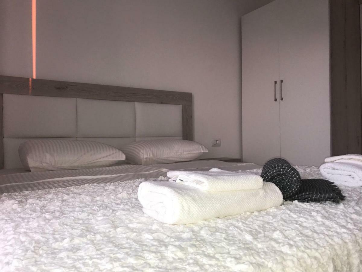Sunset Apartment ساراندا المظهر الخارجي الصورة